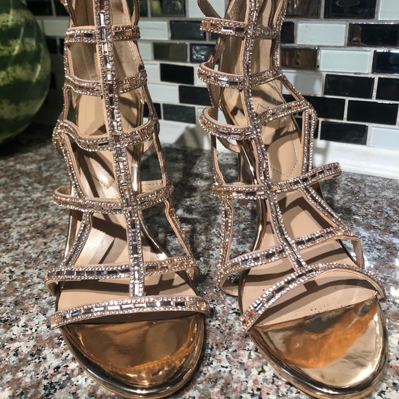 High heels - Picture 2 of 7